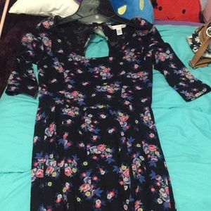 LC Lauren Conrad Dresses - NWOT: floral dress with keyhole LC Lauren Conrad Dresses - NWOT: floral dress with keyhole